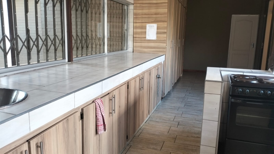 16 Bedroom Property for Sale in Universitas Free State
